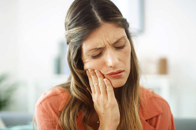 Emergency dentist Hawthorne CA same-day dental care